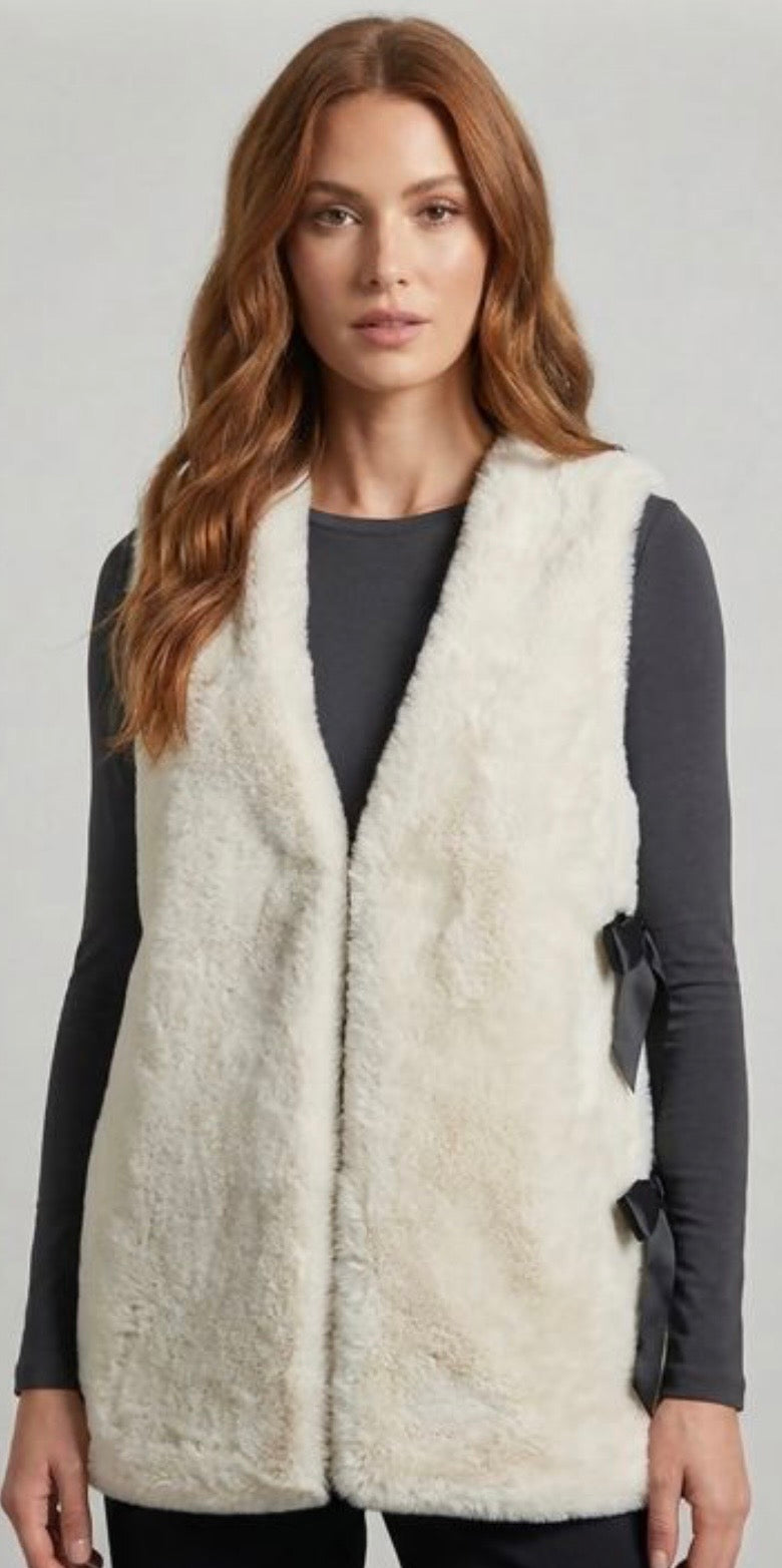 Cream Ribbon side tie Fur Gilet